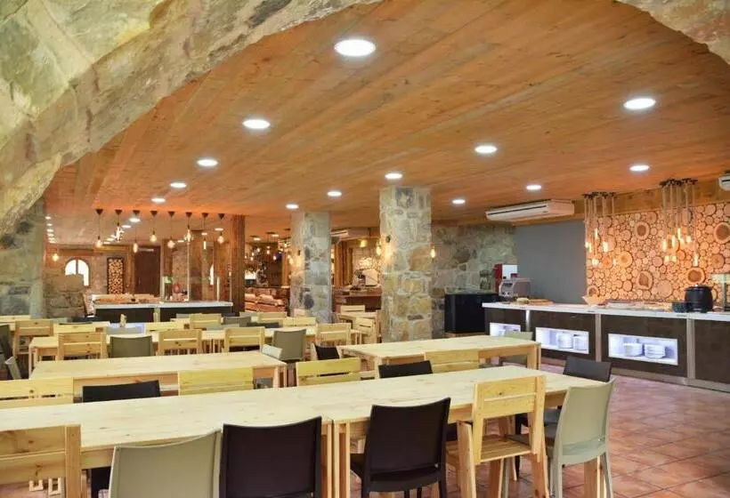 Hotelli El Jou Nature