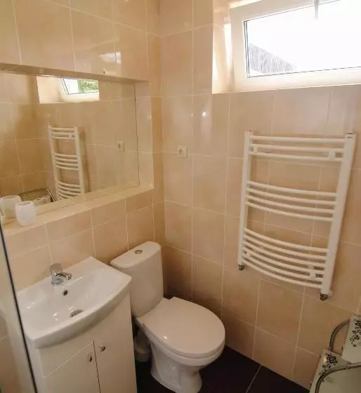 پانسیون Nida Guesthouse At Loreta
