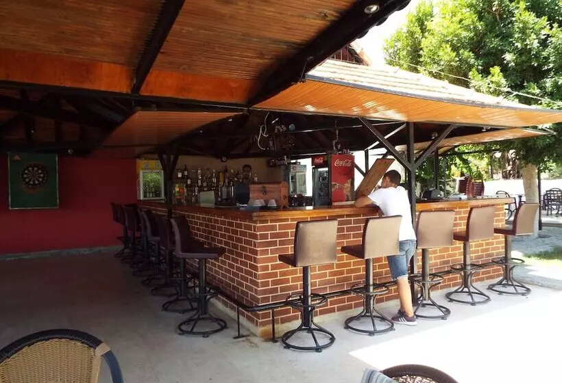 בית מלון כפרי Area