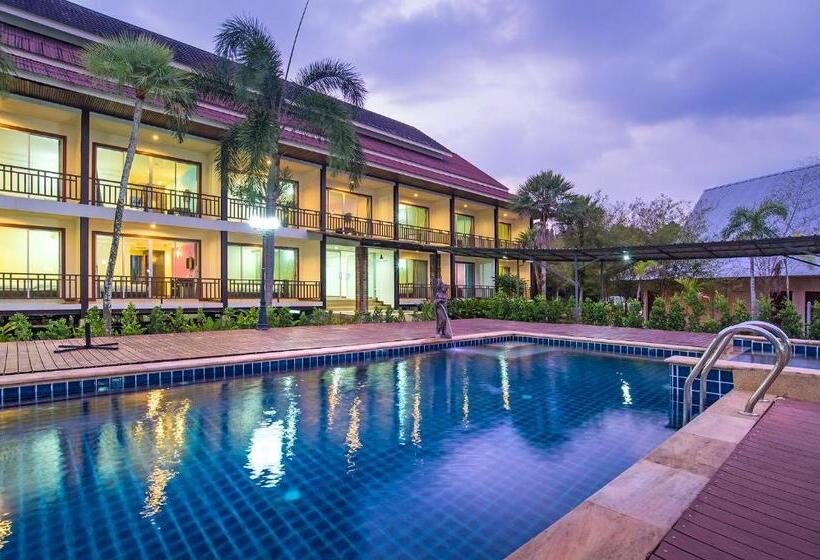 호텔 Krabi Home Town Boutique