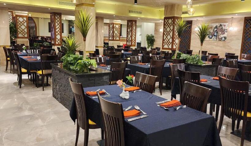 هتل Aladdin Beach Resort