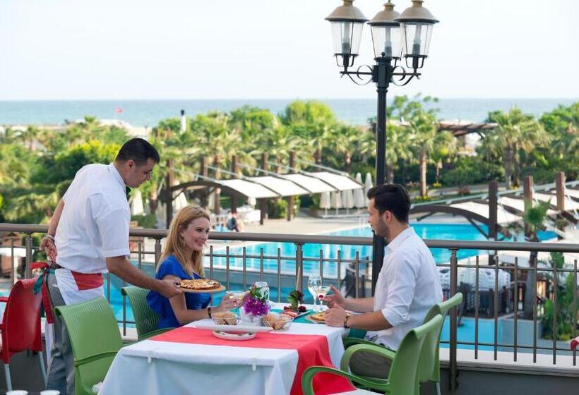 هتل Aydinbey King's Palace & Spa - Ultra All Inclusive
