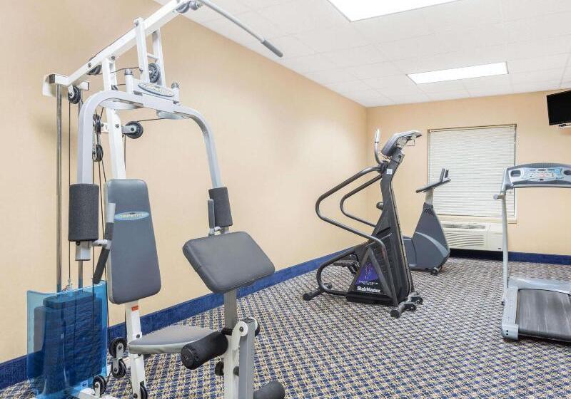 فندق Baymont By Wyndham Cartersville