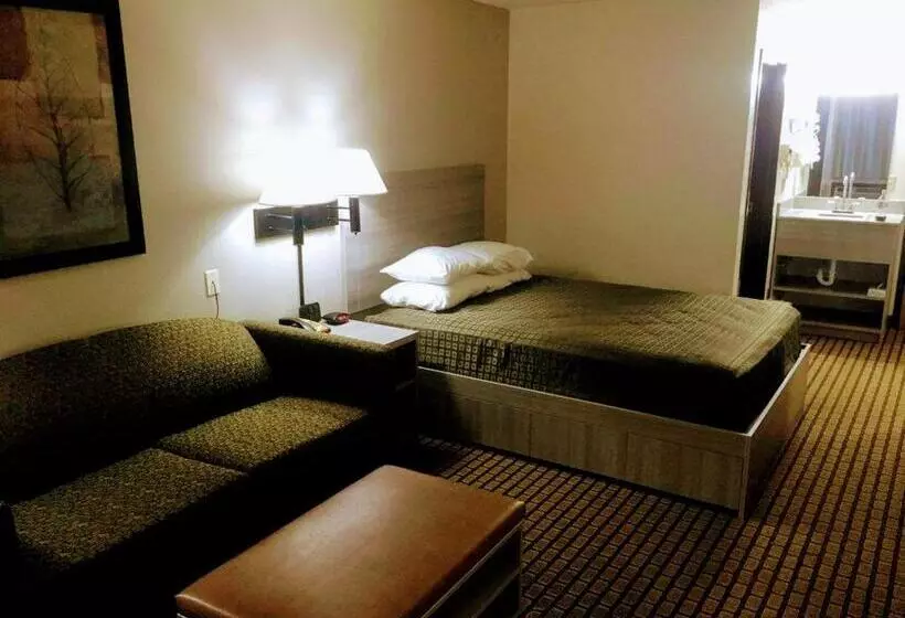 호텔 Bearcat Inn And Suites