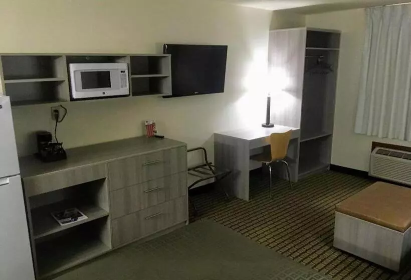 호텔 Bearcat Inn And Suites