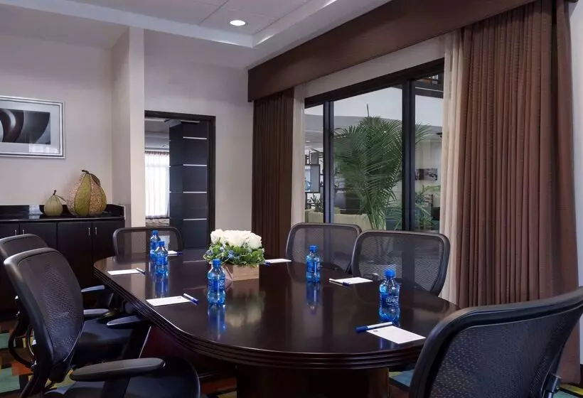 Hôtel Spark By Hilton Houston Bush Intercontinental Airport