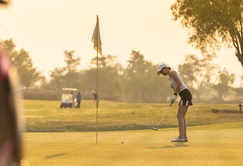 Отель Gassan Panorama Golf Club