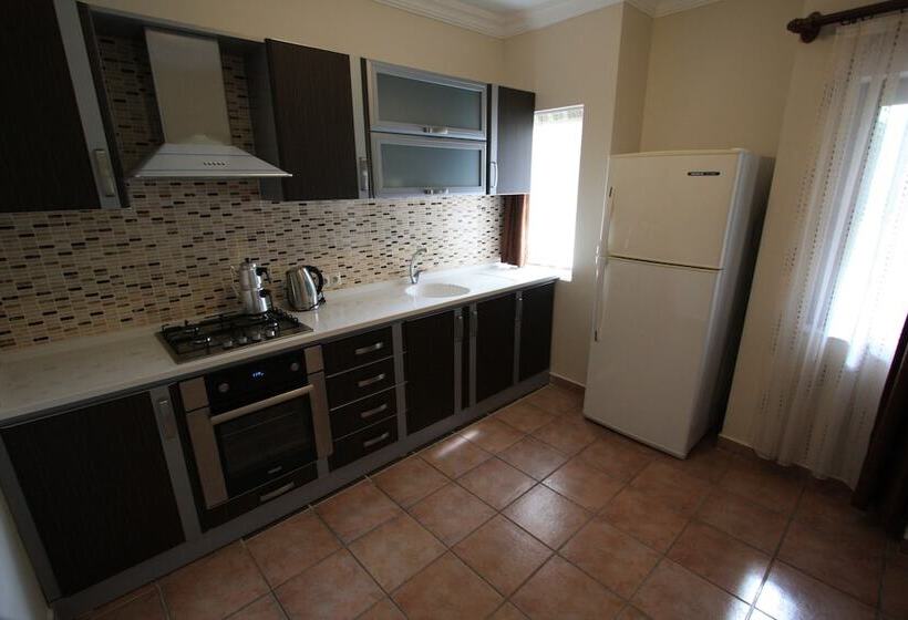 בית מלון כפרי Holiday Calbis