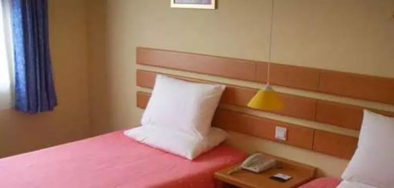 בית מלון כפרי Home Inn Beilun Xindalu