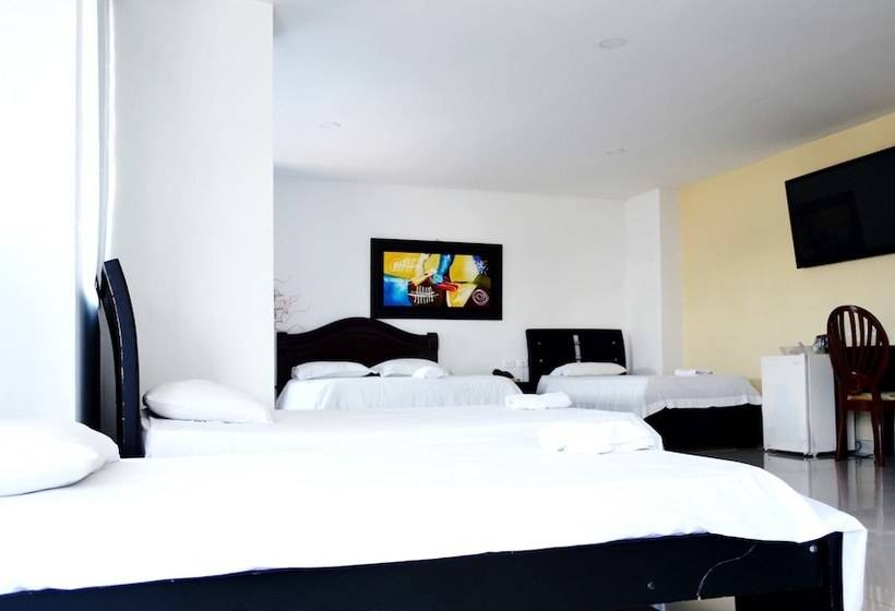 فندق Intersuites