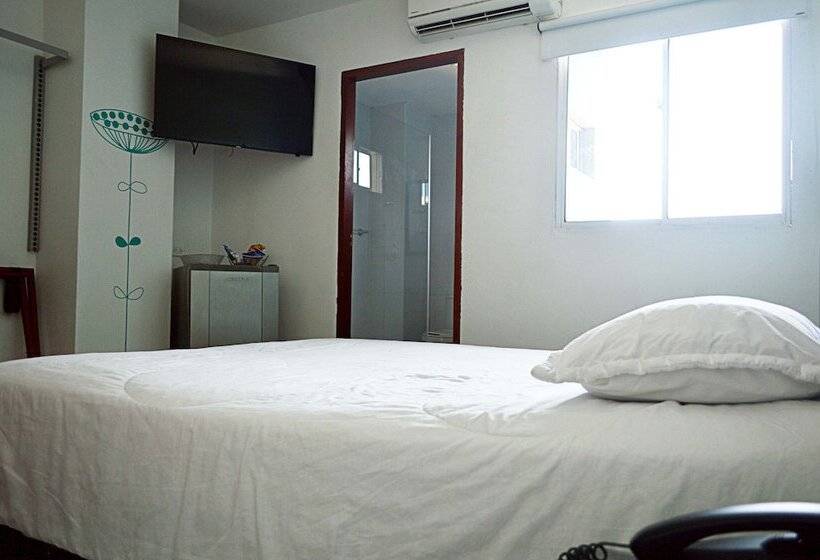 فندق Intersuites