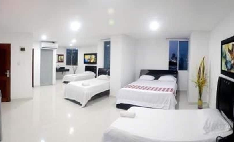 فندق Intersuites