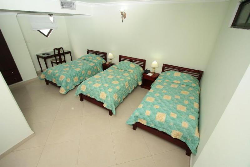 فندق Intersuites