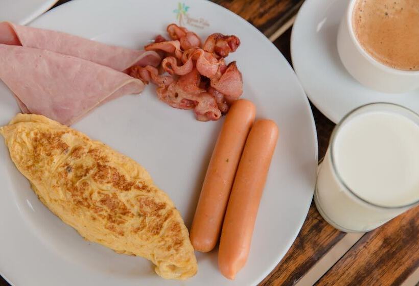 בית מלון כפרי Khaolak Mohintara Resort