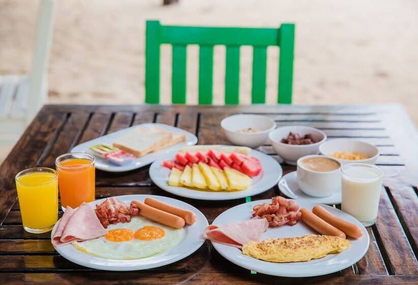 בית מלון כפרי Khaolak Mohintara Resort