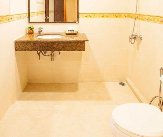 בית מלון כפרי Khaolak Mohintara Resort