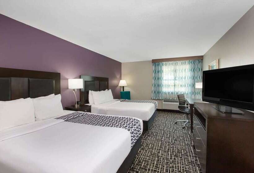 酒店 La Quinta By Wyndham Blue Springs