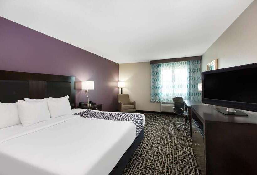 酒店 La Quinta By Wyndham Blue Springs