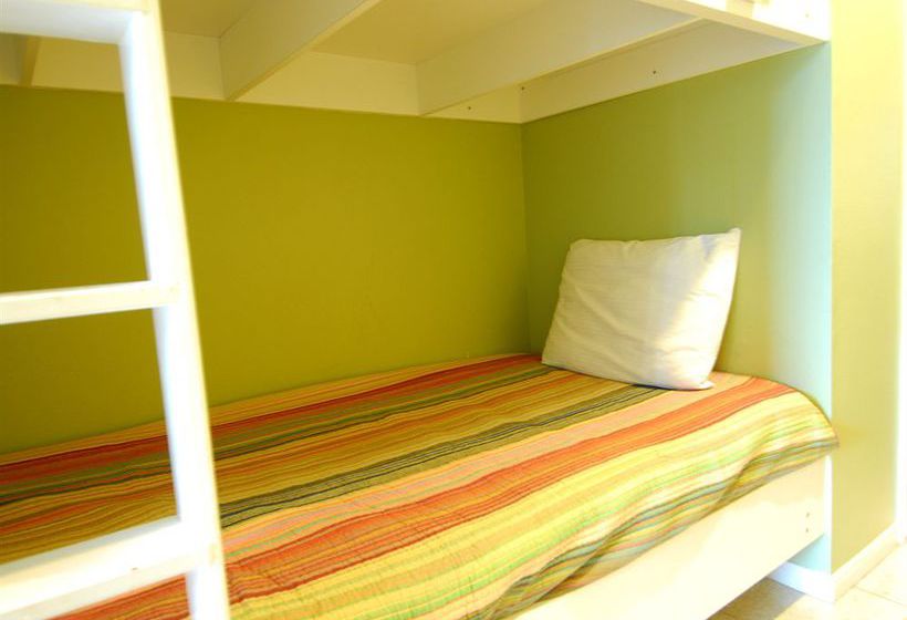 هتل Resortquest Rentals At Crystal Sands East & West