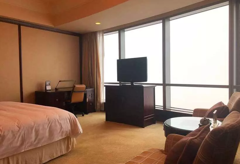 Hotel Shangri La Wenzhou A Panoramic View Of The River, Adjacent To Wenzhou International Convention And E