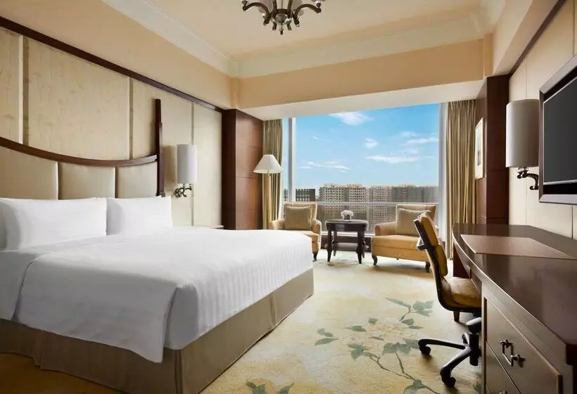 Hotel Shangri La Wenzhou A Panoramic View Of The River, Adjacent To Wenzhou International Convention And E