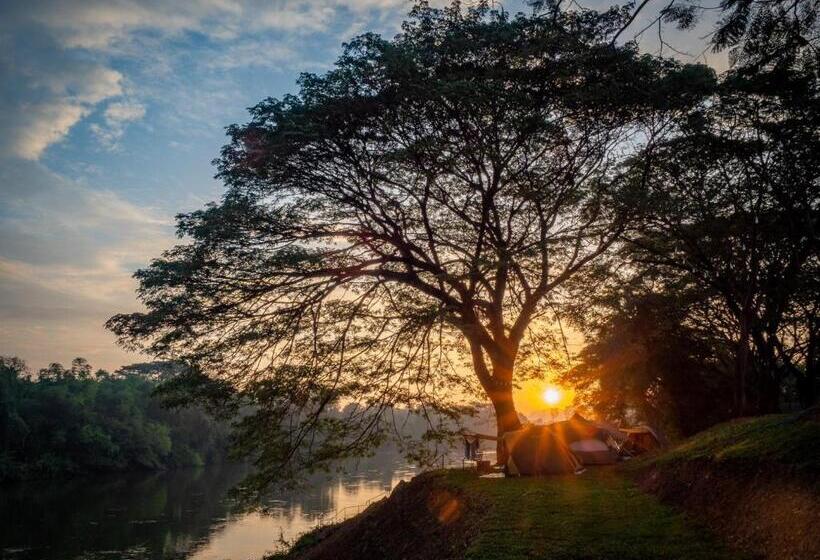 فندق The Legacy River Kwai Resort