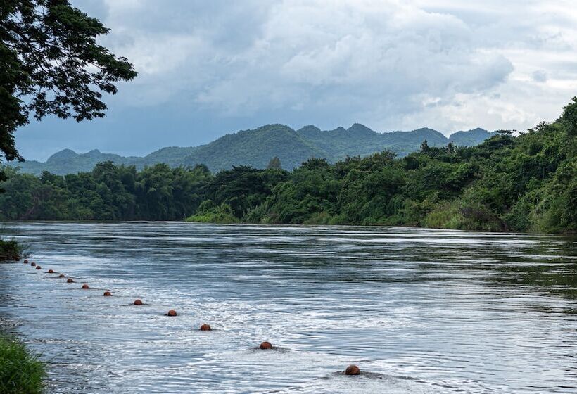 فندق The Legacy River Kwai Resort