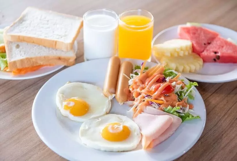 호텔 The Legacy River Kwai Resort