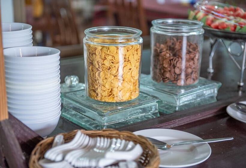 فندق The Legacy River Kwai Resort