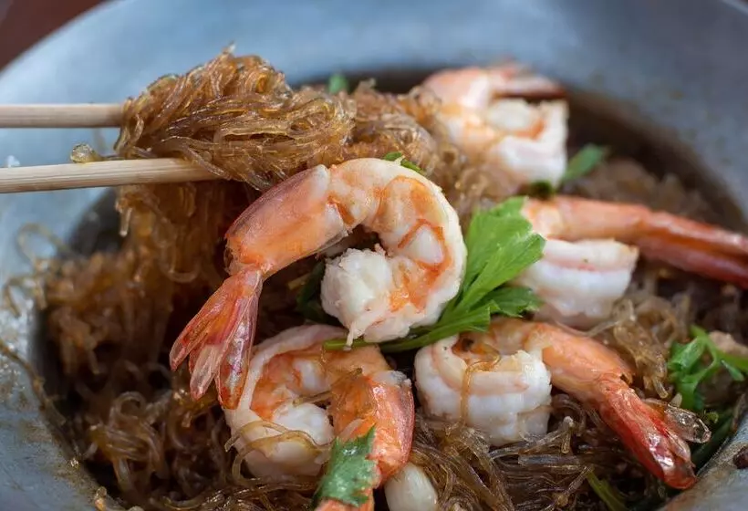 호텔 The Legacy River Kwai Resort