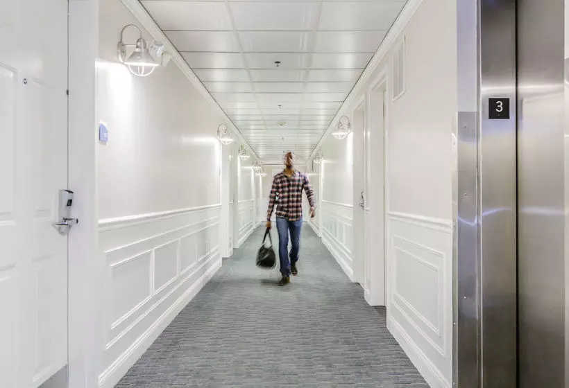 호텔 Winthrop Beach Inn And Suites Boston Logan Airport  Adults Only