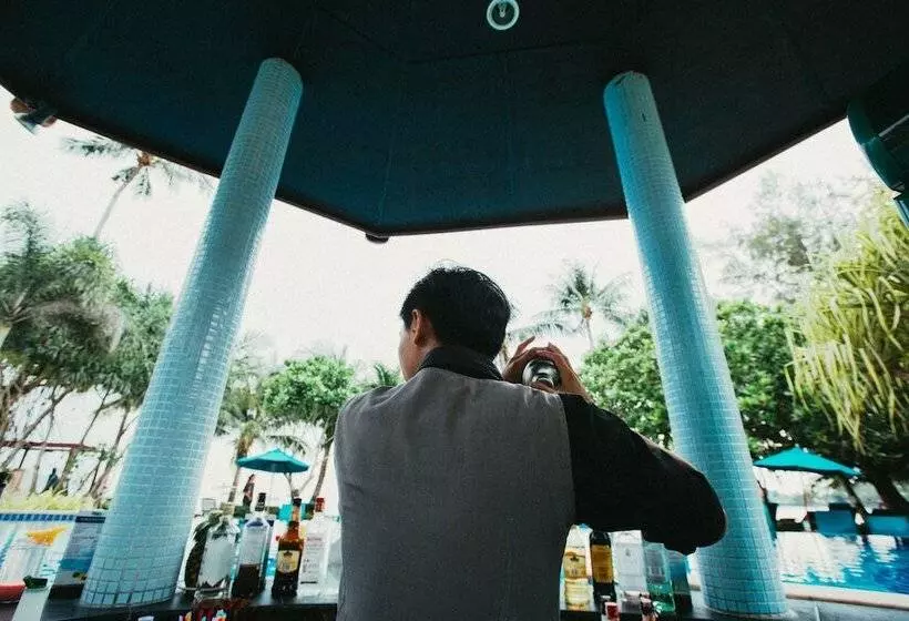 Koh Chang Paradise Resort & Spa