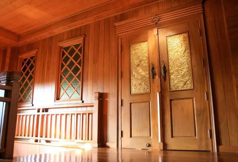 إقامة Ruen Come In