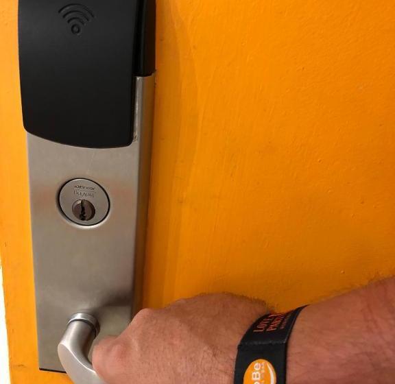 مسافرخانه Onu