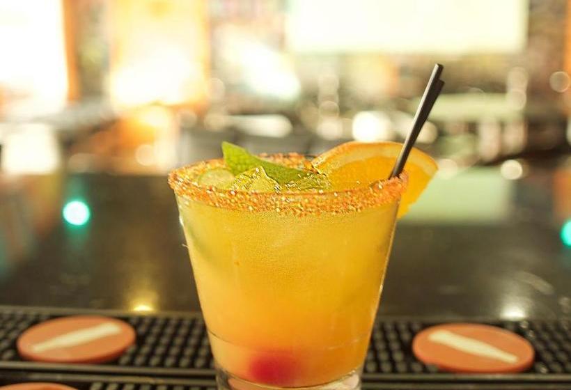 مسافرخانه Onu