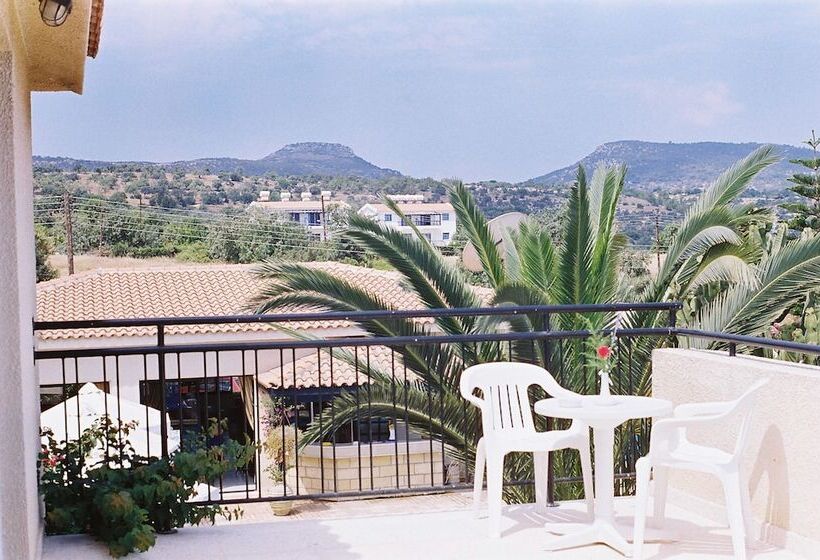 Tavros Hotel Apartments