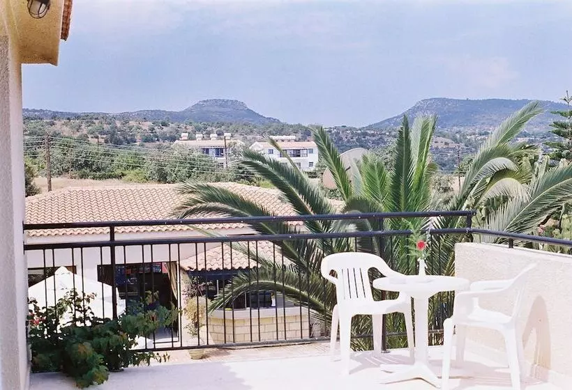 Tavros Hotel Apartments