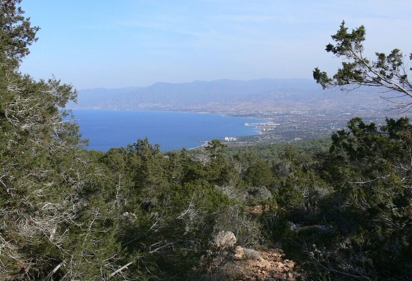 Tavros Hotel Apartments