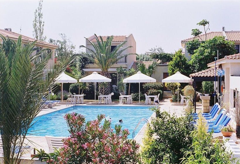 Tavros Hotel Apartments