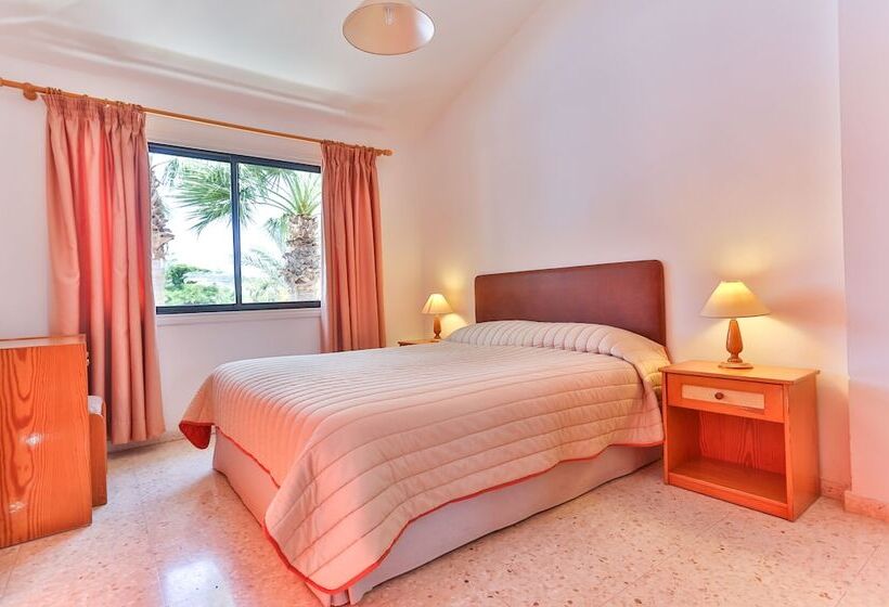 Tavros Hotel Apartments