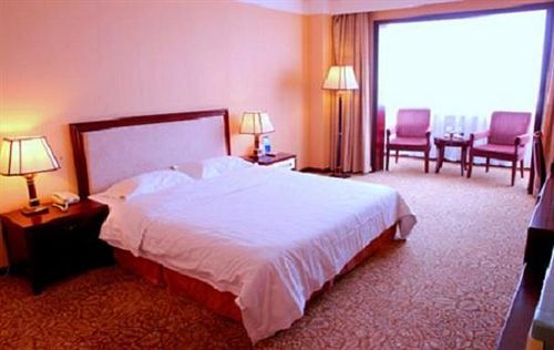 Tianjin Mayfair Hotel