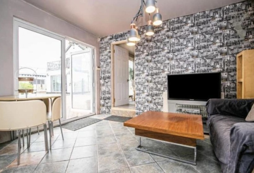 Beautiful 2bed Cottage In Essex