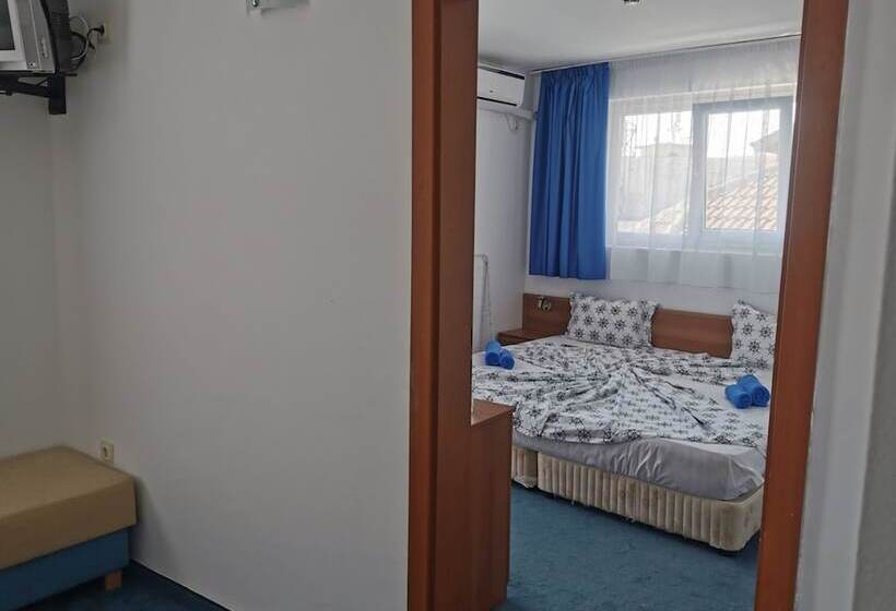 فندق Atm Ahtopol