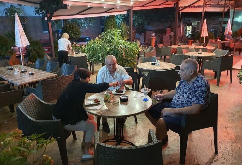 فندق Atm Ahtopol