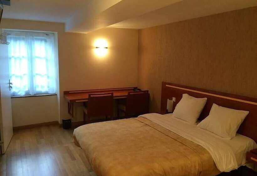 בית מלון כפרי Bistro Les Pas Sages