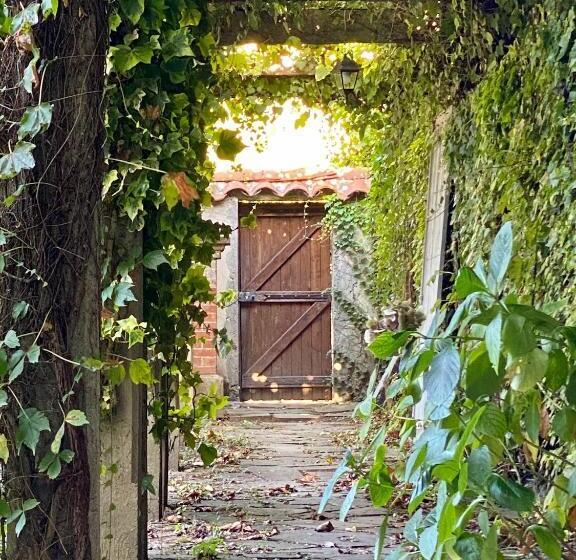 بنسيون Le Rez De Jardin Albi