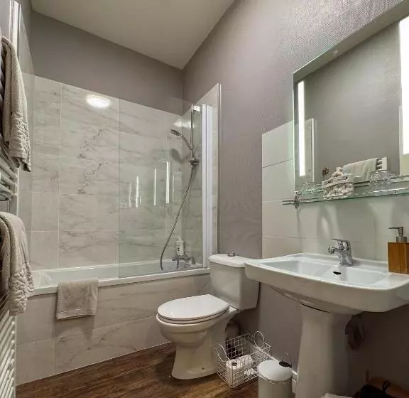 ペンション Le Rez De Jardin Albi