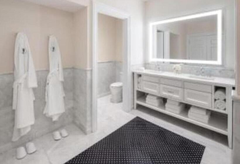 リゾートホテル The Equestrian