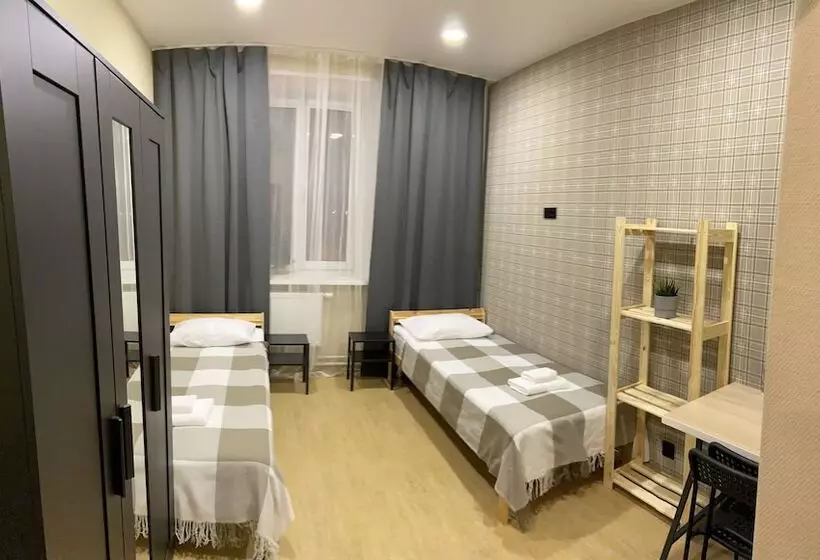 Vershina Hostel