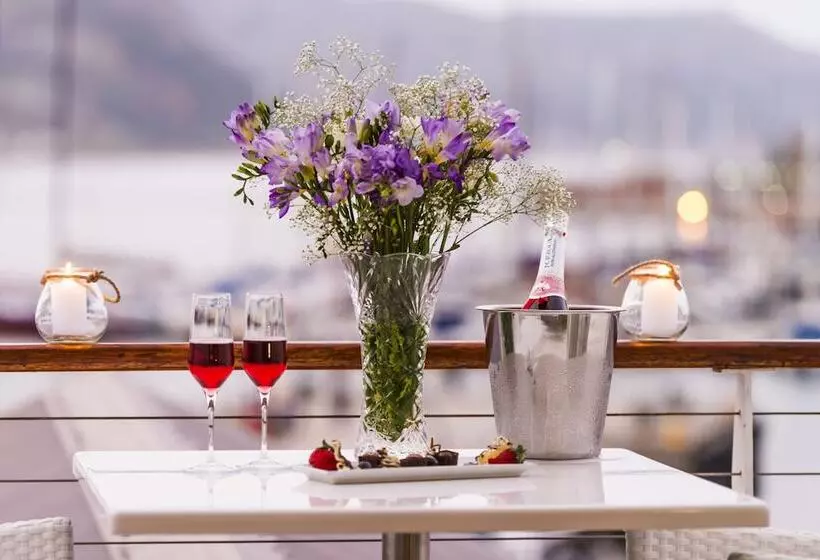 ホテル Simon S Town Quayside